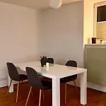 Comfy In Center