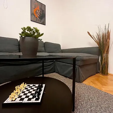Comfy In Center